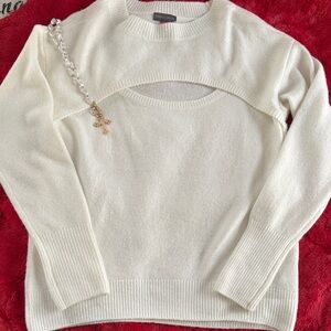 Vince Camuto Ivory Cutout Sweater XS/S